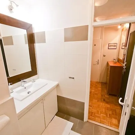 P&c Two-bedroom Sea View With Balcony, Free Public Parking Area Appartement Zadar