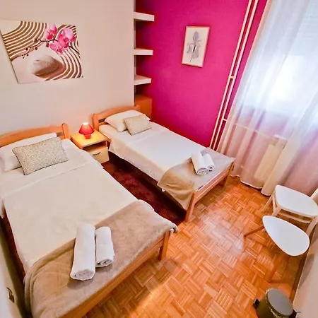 P&c Apartment *