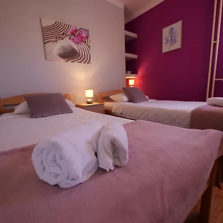 P&c Two-bedroom Sea View With Balcony, Free Public Parking Area ザダル