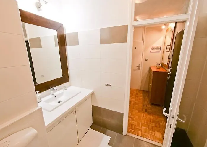 P&c Two-bedroom Sea View With Balcony, Free Public Parking Area Lejlighed Zadar