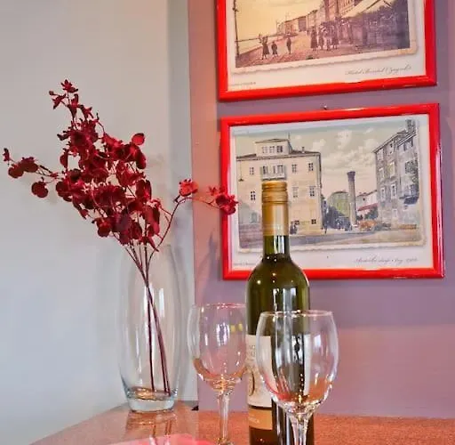 P&c Two-bedroom Sea View With Balcony, Free Public Parking Area Zadar