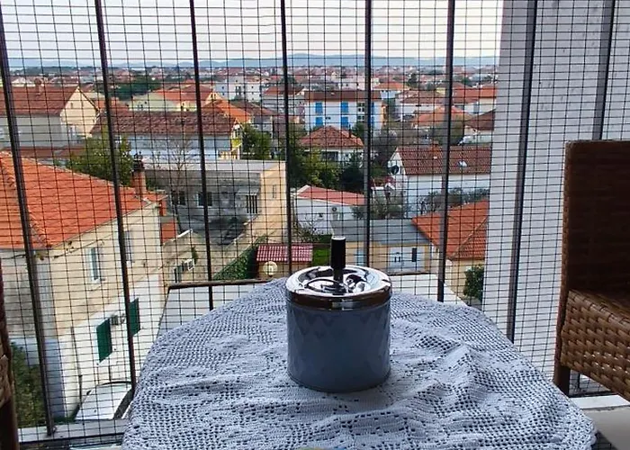 Apartamento P&c Two-bedroom With Balcony, Near Old Town, Free Public Parking Area Zadar